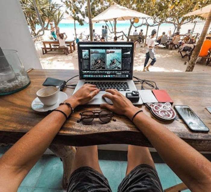 Dunia Cyberlife untuk Digital Nomad Indonesia