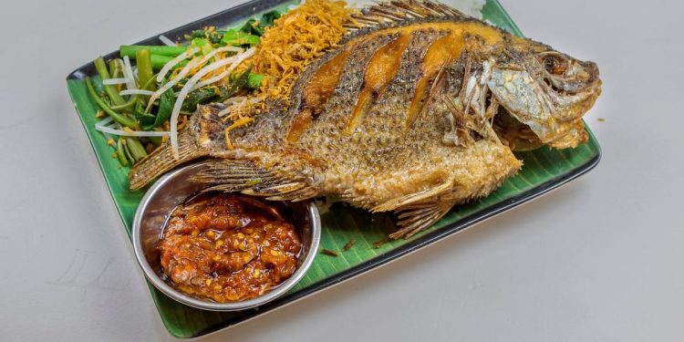 12 Trik Agar Ikan Goreng Tidak Menyerap Minyak, Renyah dan Tidak Enek
