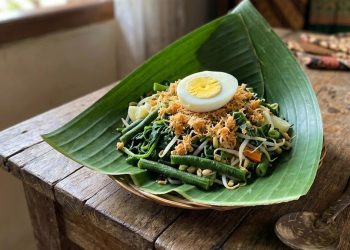 Resep Sayur Gudangan Lengkap dengan Bumbu Kelapa Gurih dan Segar Tahan Lama