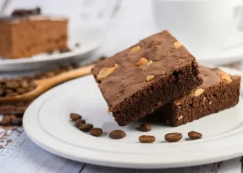 Resep Brownie Buatan Sendiri: Hidangan Klasik dan Mudah untuk Pecinta Cokelat