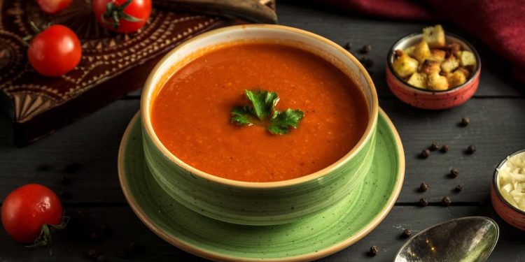 6 Resep Tomat yang Mudah Dicoba di Rumah