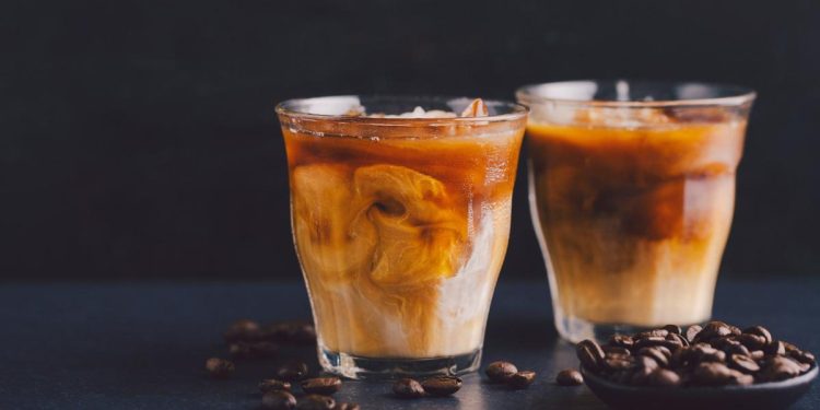 6 Resep Kopi Es Tanpa Menggunakan Pembuat Kopi