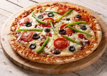 Cara Memanaskan Pizza di Oven dan 3 Cara Sederhana Lainnya agar Rasanya Segar
