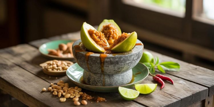 Resep Rujak Kedondong Geprek Segar yang Bikin Ketagihan